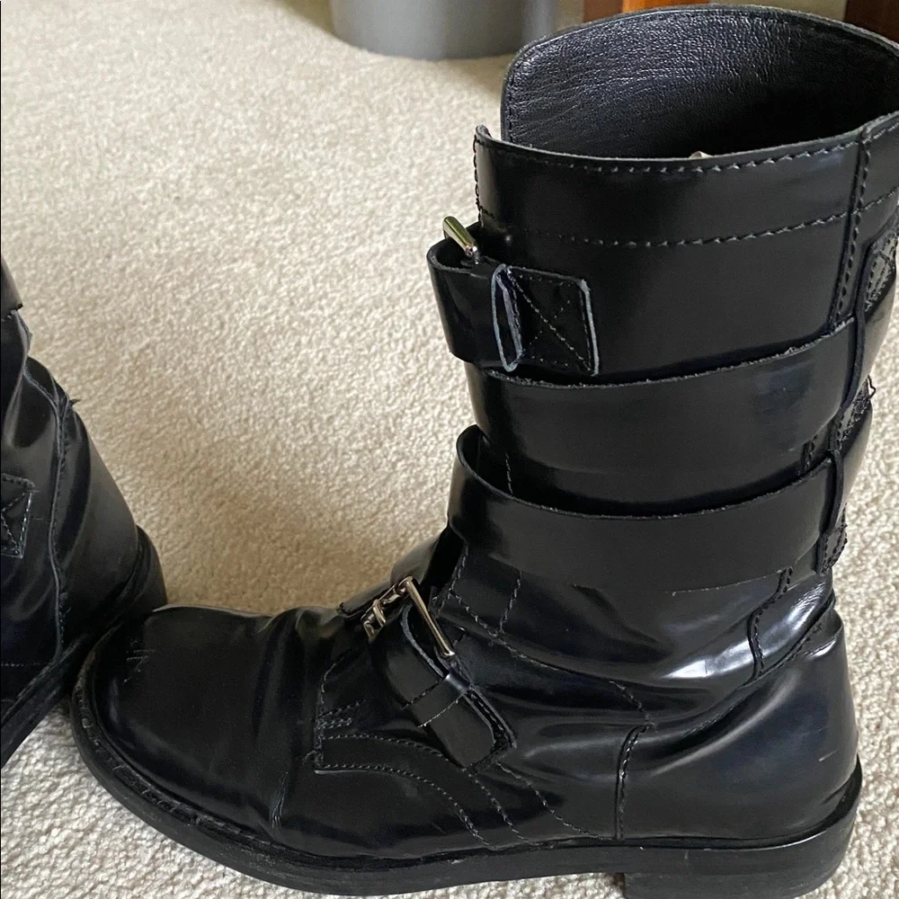 Celine Boots - Patent Leather combat boots with buckles. - Picture 9 of 9